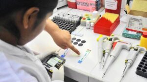 El VIH/sida se continúa propagando en Cochabamba: hay 605 casos, 2% en niños